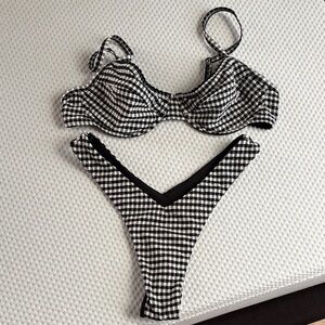 Kulani Kinis Sugar Spice Set